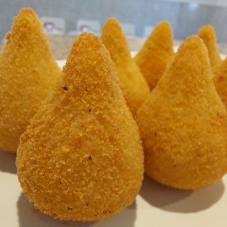Coxinha de Frango Miniatura (12 unidades)