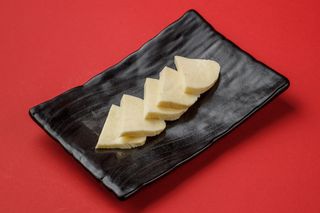 Сир сулугуні (70г)