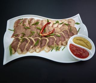 Мясная нарезка