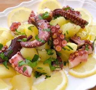 POLPO CON PATATE
