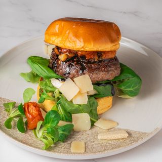 Capri burger Antilia 