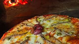 Pizza Napolitana 32cm