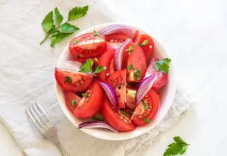 Салата домати (300г)