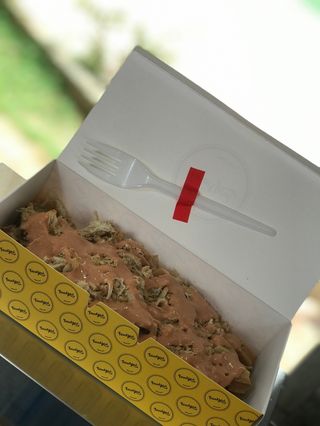 Chicken waffle with chips (large)