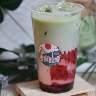 Strawberry matcha latte