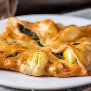 Хачапурі з шпинатом (200г)