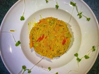 ბრინჯი ბოსტნეულით