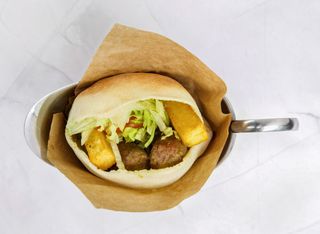 Kebab Con Patatas Dentro