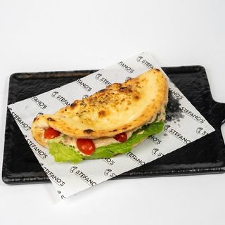 Pizza Sandwich Tonno Mediterraneo