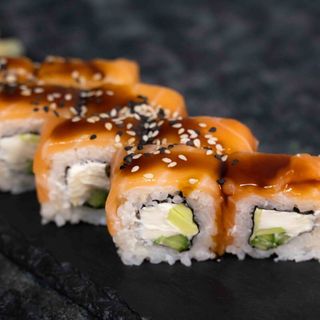 Філадельфія з лососем (220г)