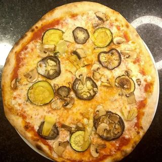 Pizza Vegetariana (30 Cm.)