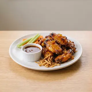 Honey bbq glazed chicken wings
