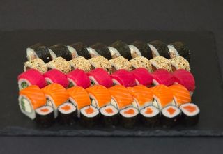 Лососевий бум -40 шт (1 кг230 г)