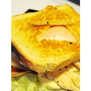 Sándwich Especial De Pechuga