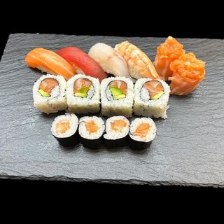 Sushi Misto - 14pz