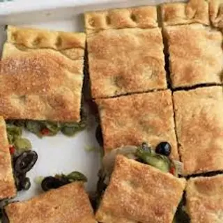 Teglia di pizza ripiena scarola