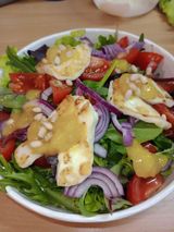 Салата с гриловано халуми 300 гр.