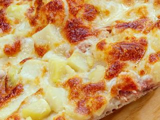 Patate e salsiccia un quarto di teglia 