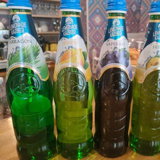 Lemoniada gruzińska estragonowa 0.5l