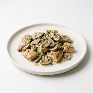 Pollo Con Champiñones