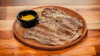 Svinjski vrat na porciju