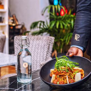 Spaghetti à La Sauce Provençale, Boulettes de Viande Maison