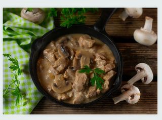 Ternera con champiñones