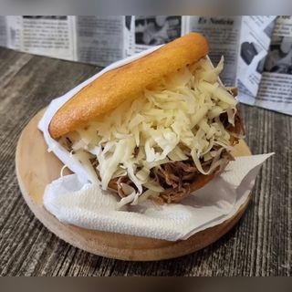 Arepa De Pelúa