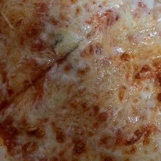 Pizza 4 Quesos (33 Cm.)