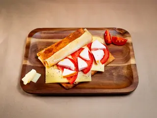 ბლინი ქათმით (Chiken-cheese)
