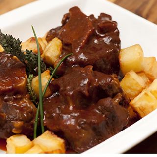 Estofado De Rabo De Toro