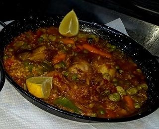 PAELLA VALENCIANA