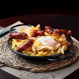 Huevos rotos con Chistorra