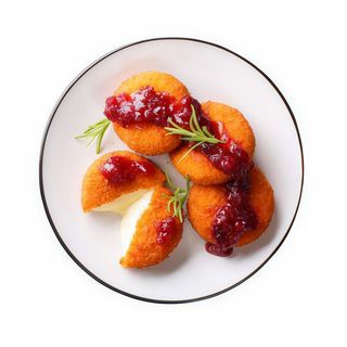 Camembert Frito Con Frutas Del Bosque