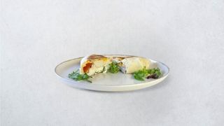 Tortilja s piletinom s bijelim umakom