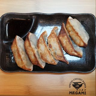 G1. Gyoza de pollo (6 Uds.)