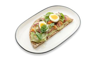 Форель на ржаном хлебе