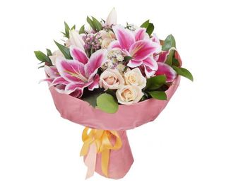 Bukiet Wiosenny maly - 7 kwiatów z przybraniem