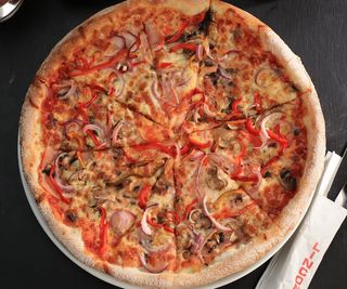 Pizza Taraneasca - blat pufos