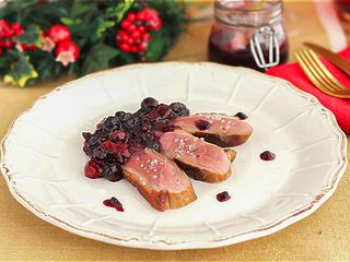 Pato Con Salsa De Guindillas A La Plancha