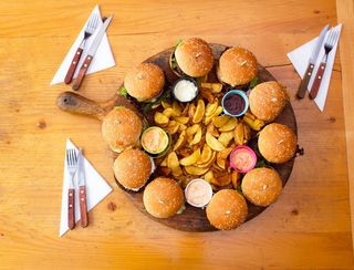 Platou De Mini Burgeri