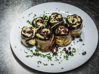 ბადრიჯანი ნიგვზით