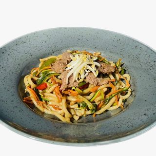207.YAKI UDON CON MANZO 