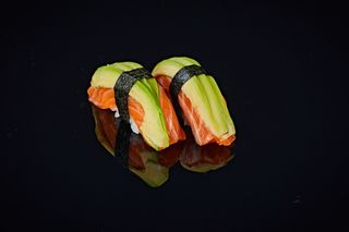 Shake awokado nigiri 2szt.	