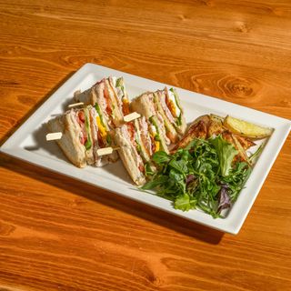 Classic club sandwich