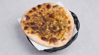 Manakish z za'atarem