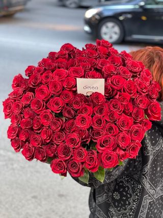 100 წითელი ვარდი / 100 Red roses