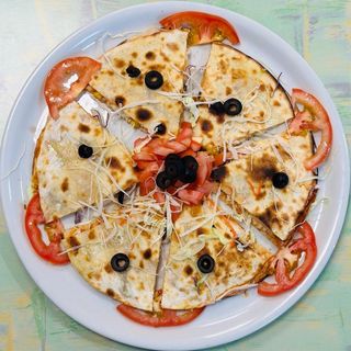 Quesadilla Mixta