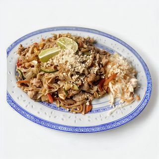 Pad thai z wieprzowiną				150g