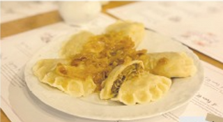 Pierogi z kapustą i grzybamia